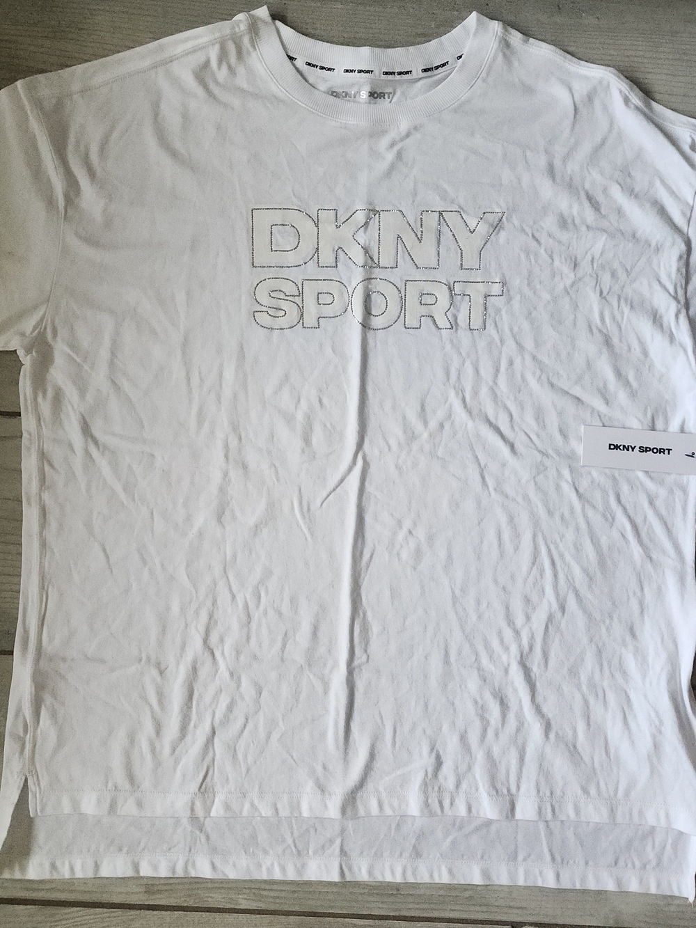 ✨️DKNY SPORT✨️ White Short Sleeve Logo Tee
